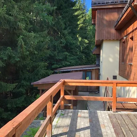 Horska Chalupa Nad Zubackou Chalet Desná